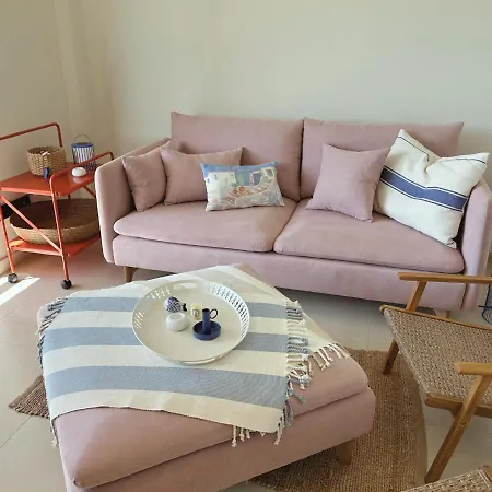 Sea View For Rent - Gyalia House No 3