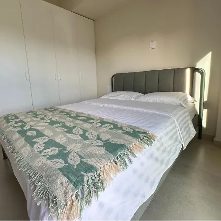 Sea View For Rent - Gyalia House No 3 Willa