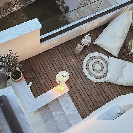 Sea View For Rent - Gyalia House No 3 Willa *