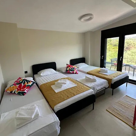 Sea View For Rent - Gyalia House No 3 Vila
