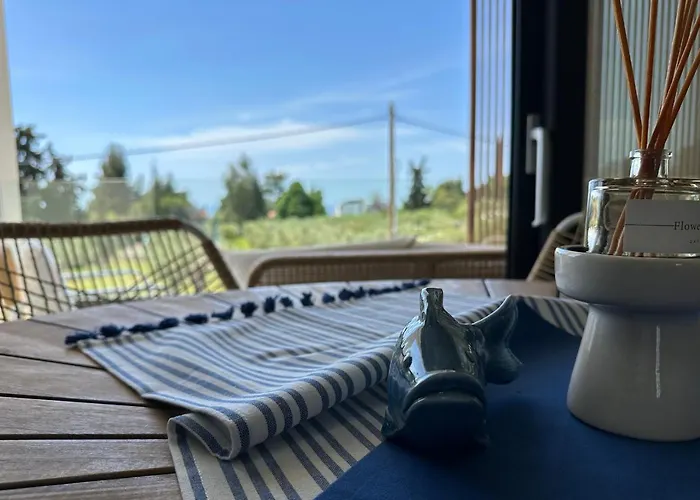 Sea View For Rent - Gyalia House No 3 Nikíti