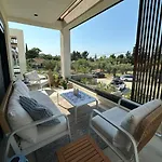Villa Sea View For Rent - Gyalia House No 3 *