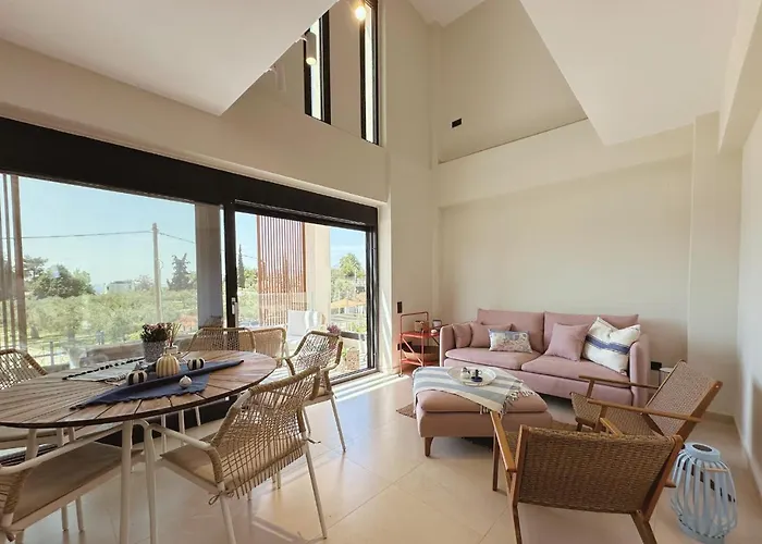 וילה Sea View For Rent - Gyalia House No 3 *