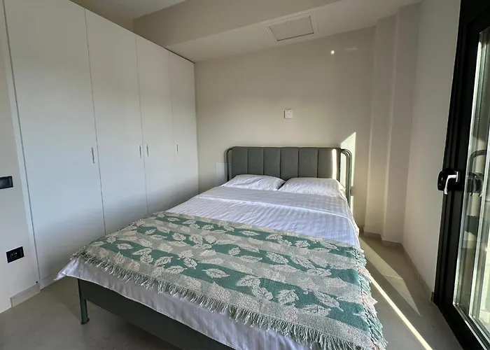 Sea View For Rent - Gyalia House No 3 וילה ניקיטי