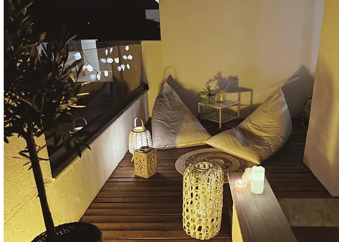 Sea View For Rent - Gyalia House No 3 ניקיטי
